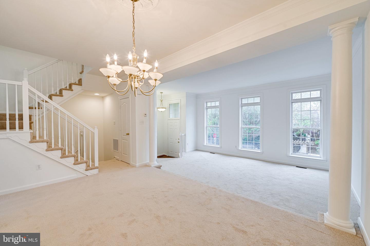 8173 Quinn TERRACE