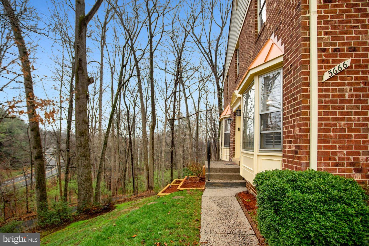 5666 Sutherland COURT