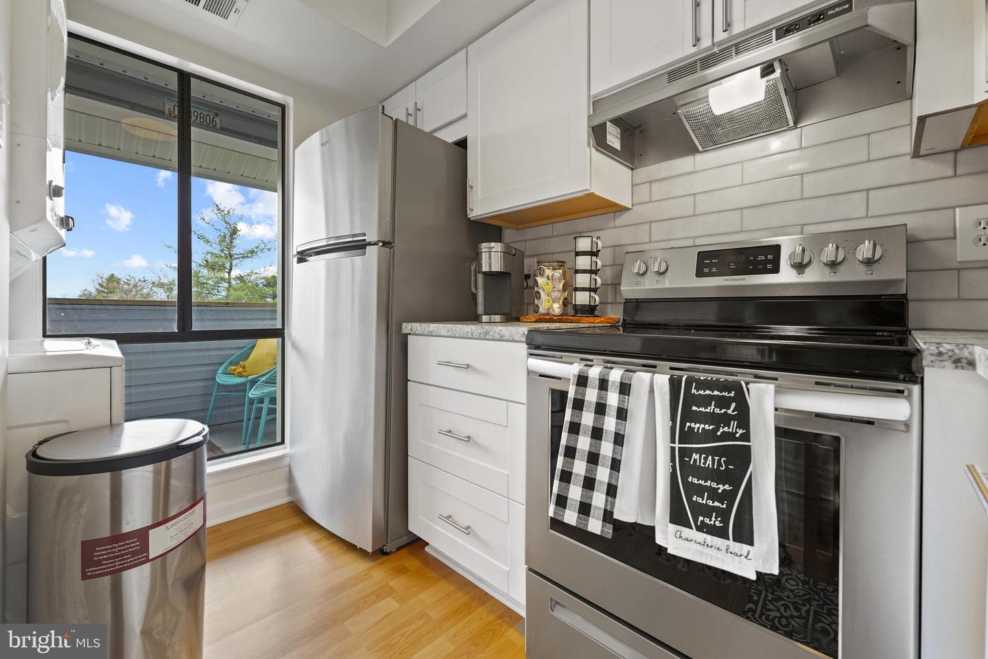 5804 Village Green DRIVE Unit: H
