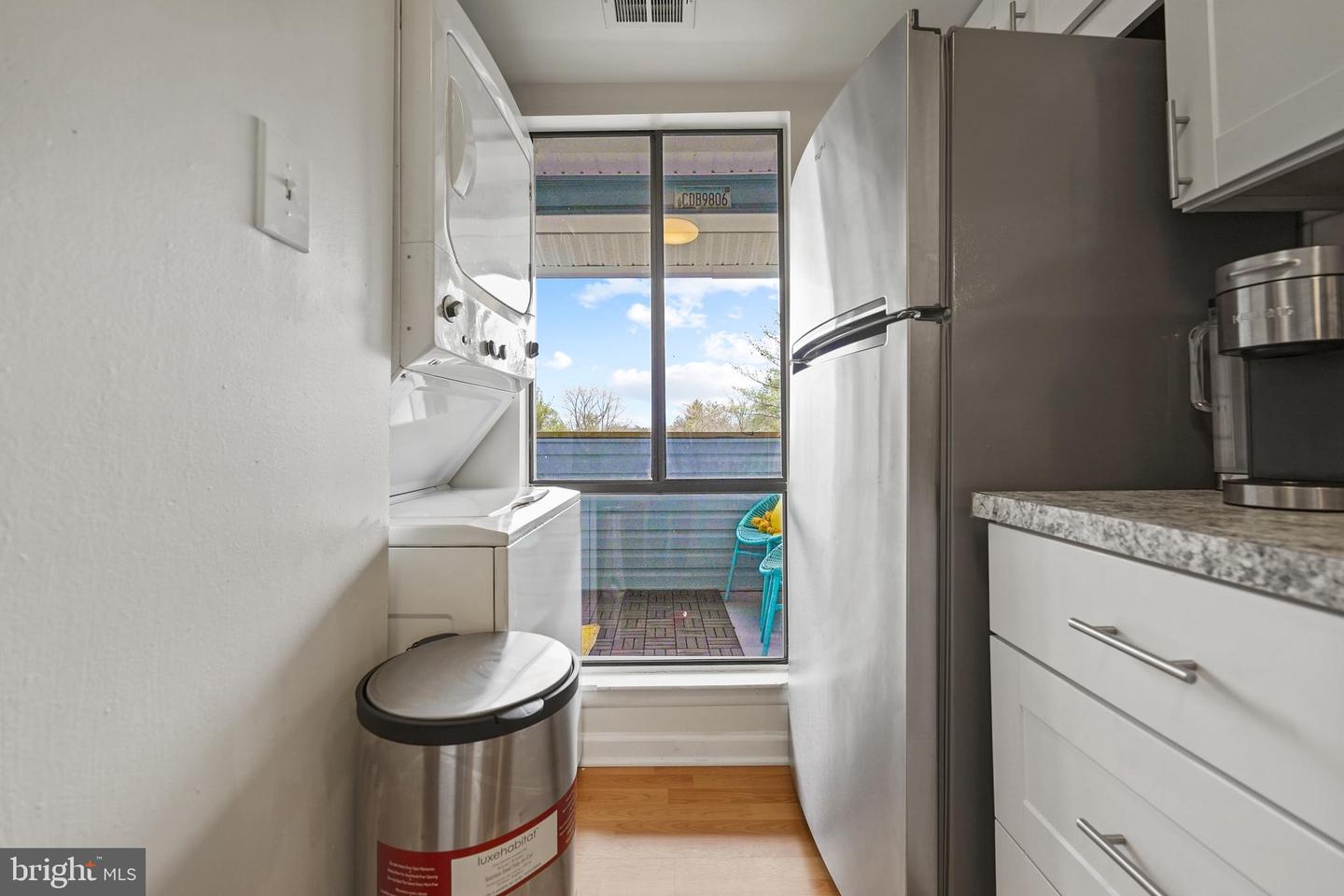 5804 Village Green DRIVE Unit: H
