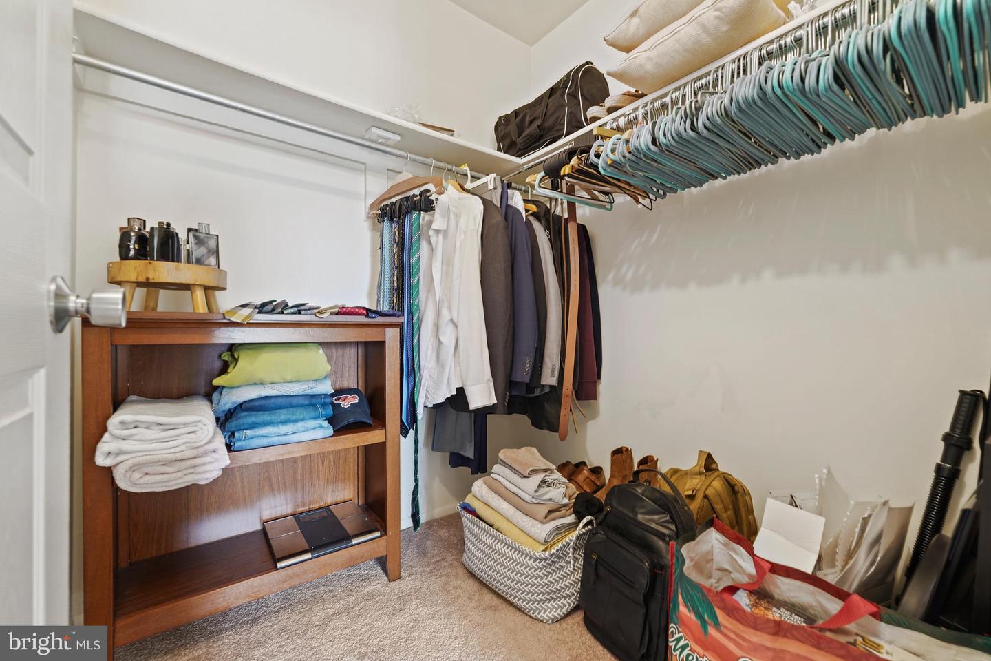 5804 Village Green DRIVE Unit: H