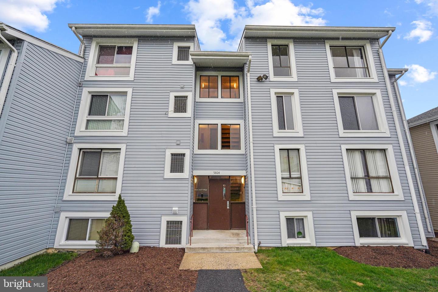 5804 Village Green DRIVE Unit: H