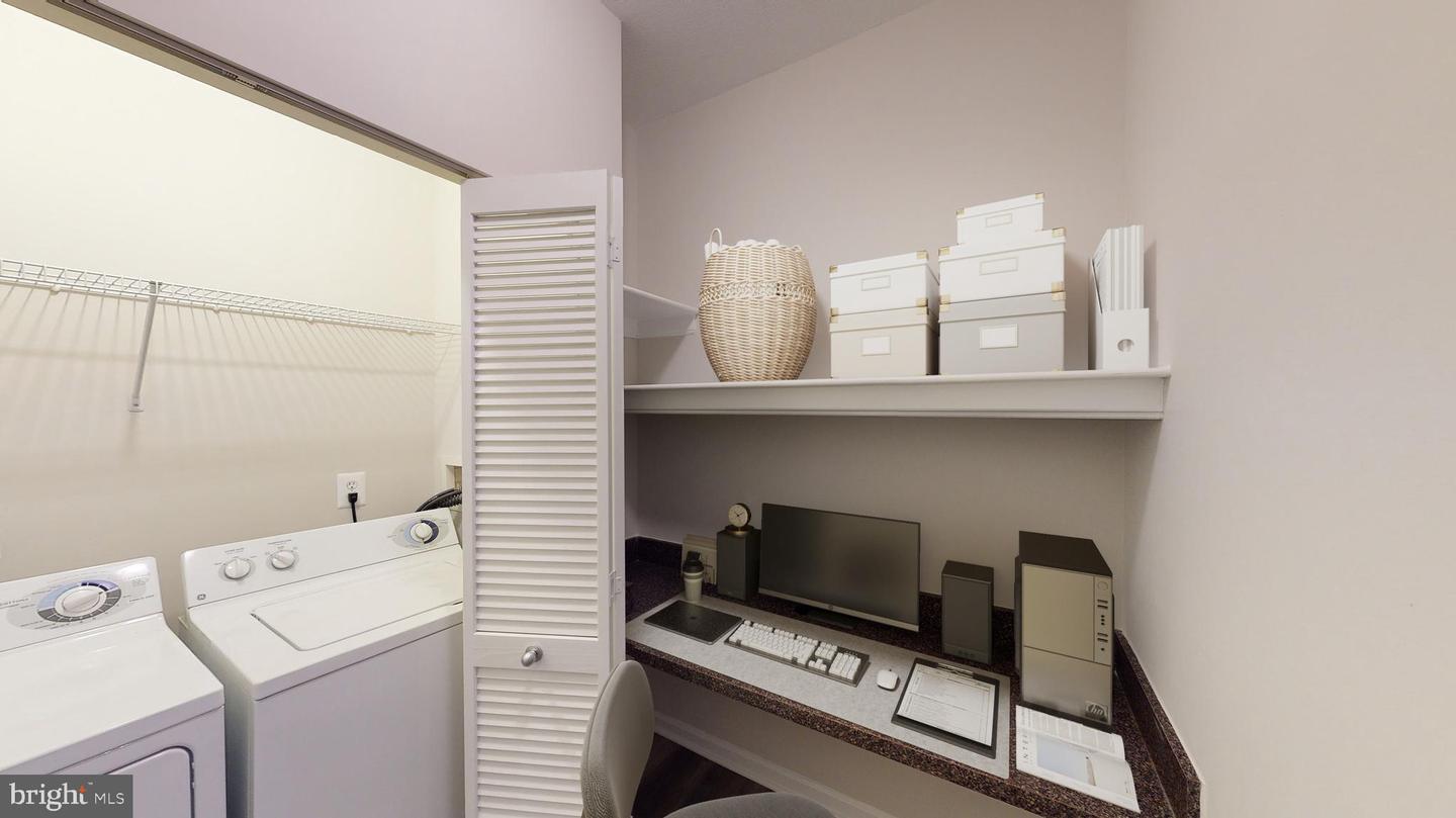9486 Virginia Center BOULEVARD Unit: 115