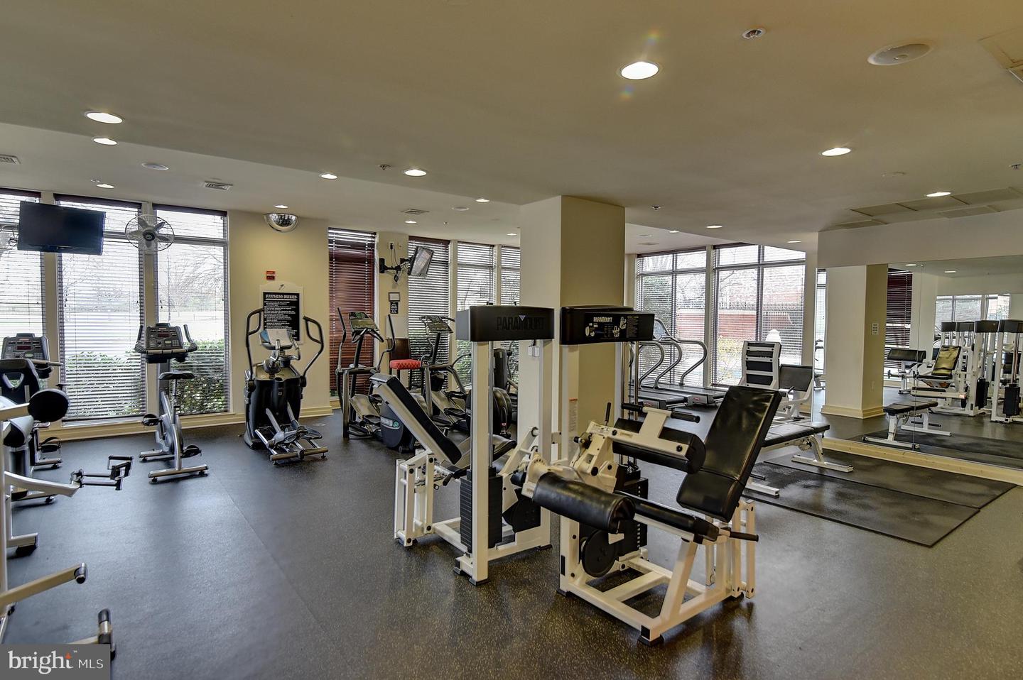 9486 Virginia Center BOULEVARD Unit: 115