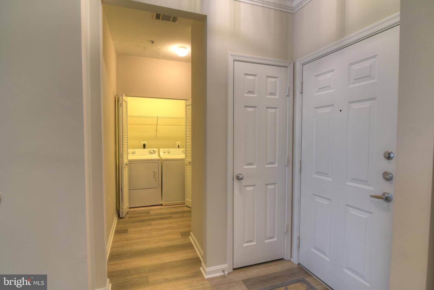 9486 Virginia Center BOULEVARD Unit: 115