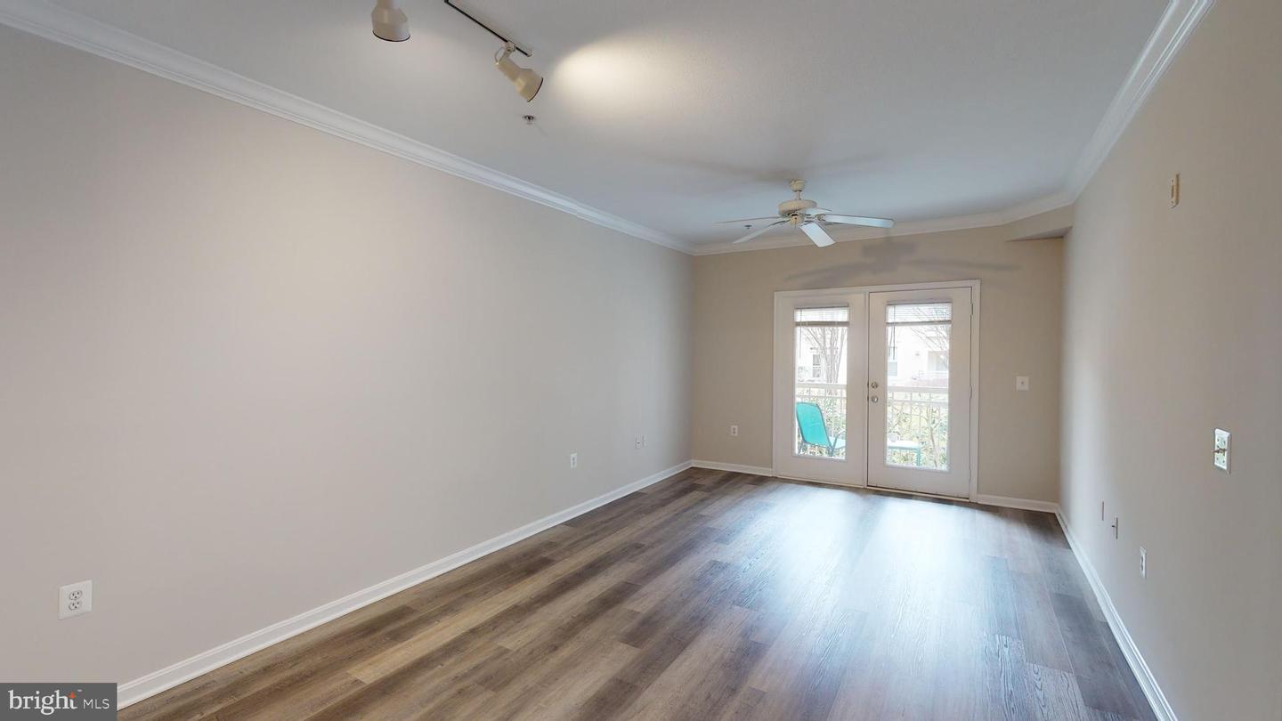 9486 Virginia Center BOULEVARD Unit: 115