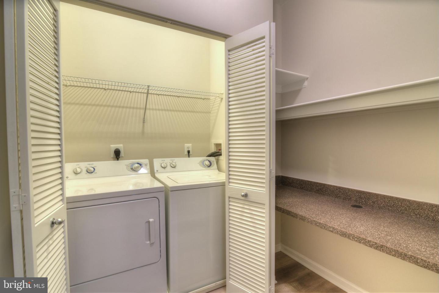 9486 Virginia Center BOULEVARD Unit: 115