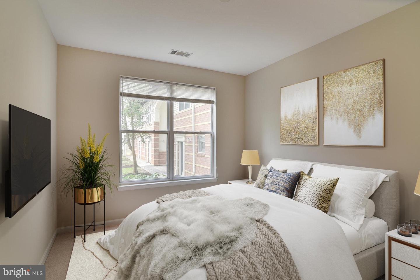 9486 Virginia Center BOULEVARD Unit: 115