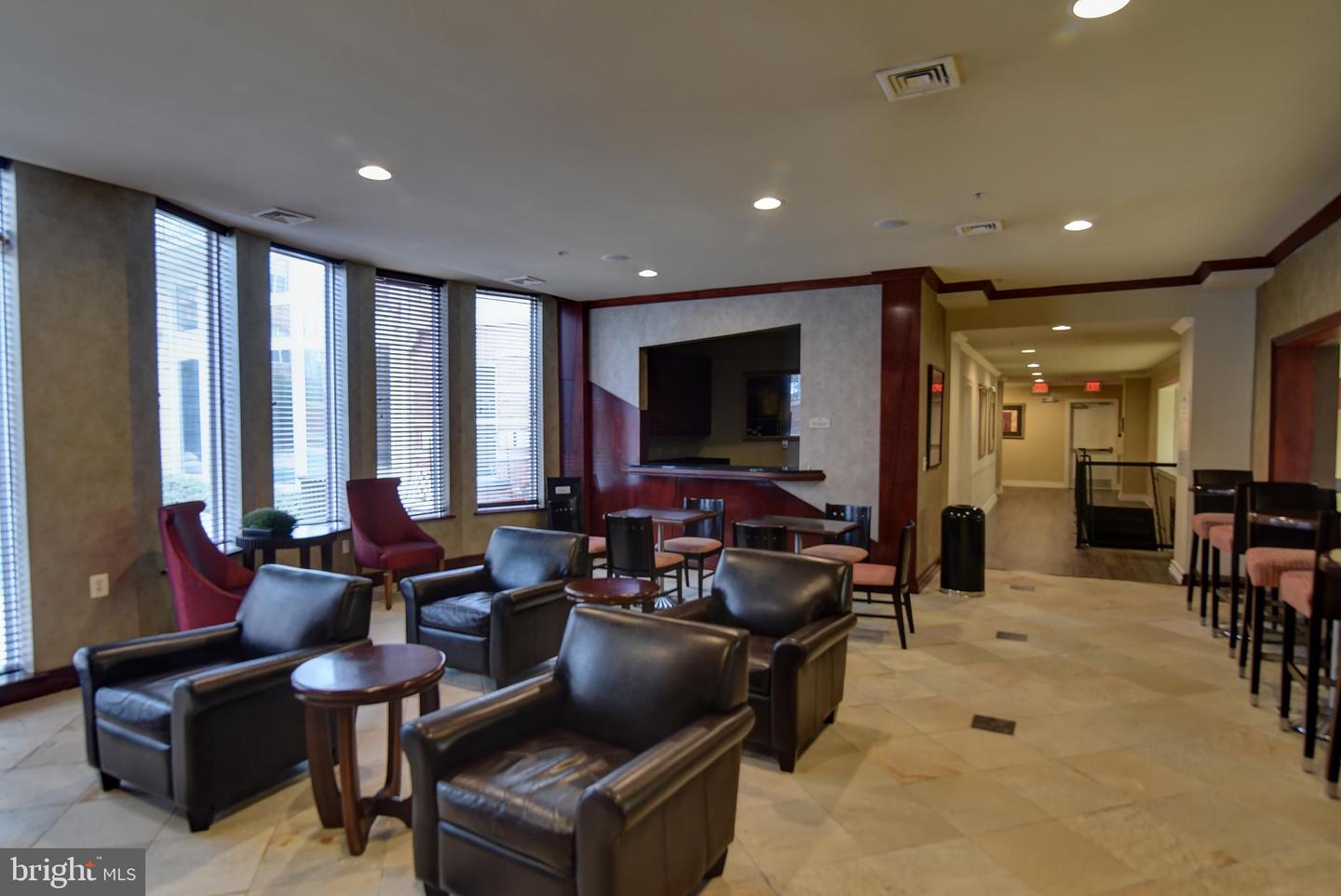 9486 Virginia Center BOULEVARD Unit: 115