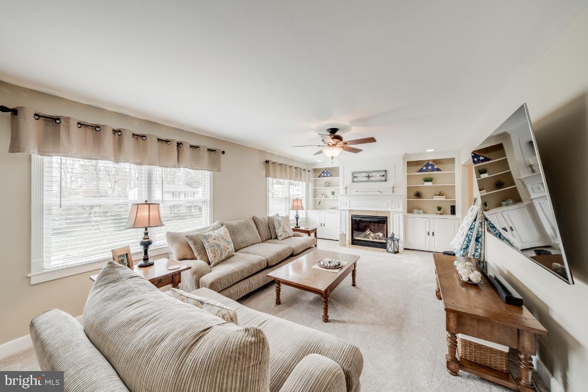 8608 Arley DRIVE