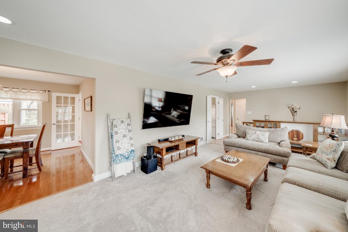 8608 Arley DRIVE