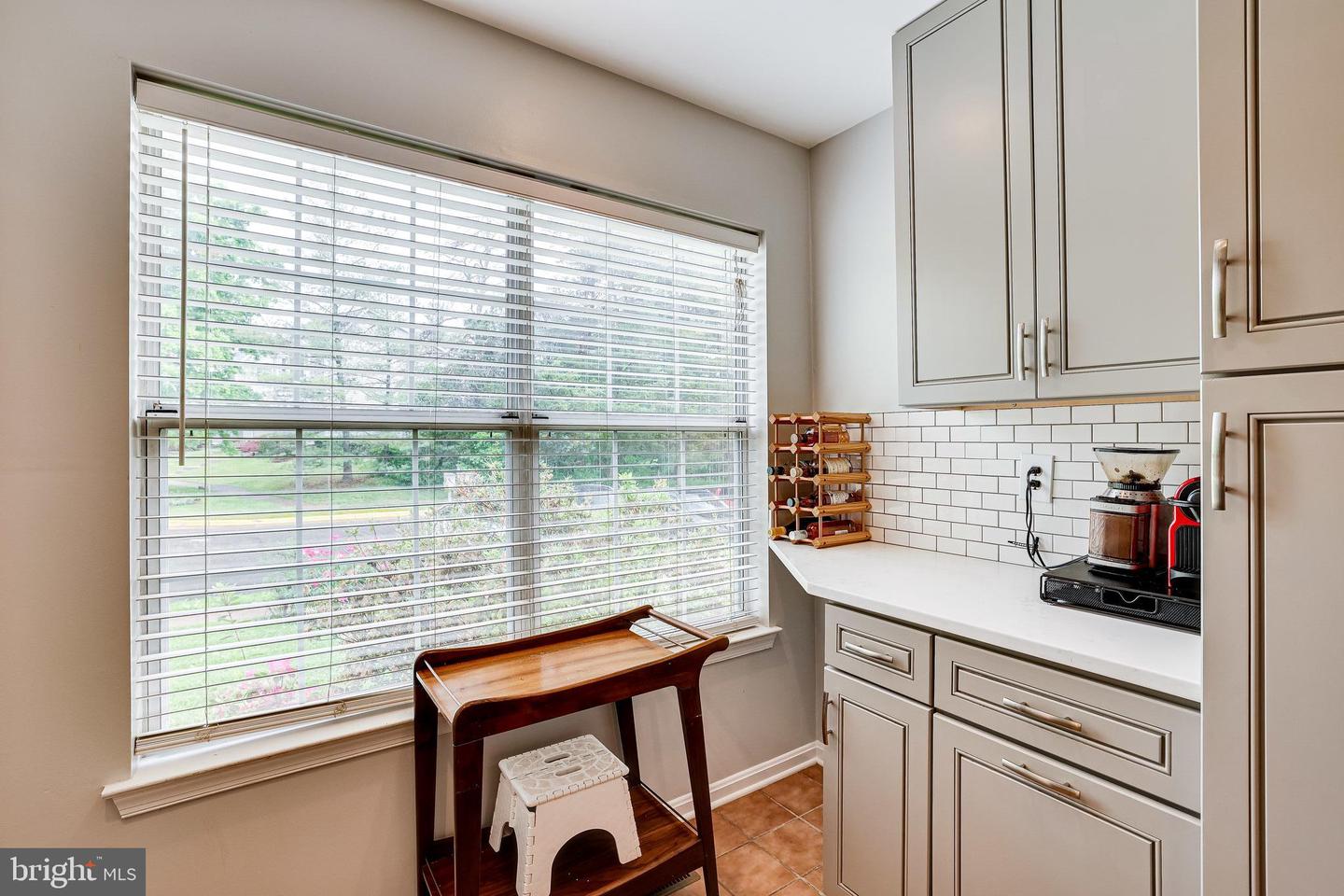 5668 Thorndyke COURT