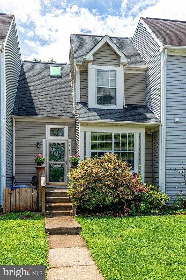 5668 Thorndyke COURT