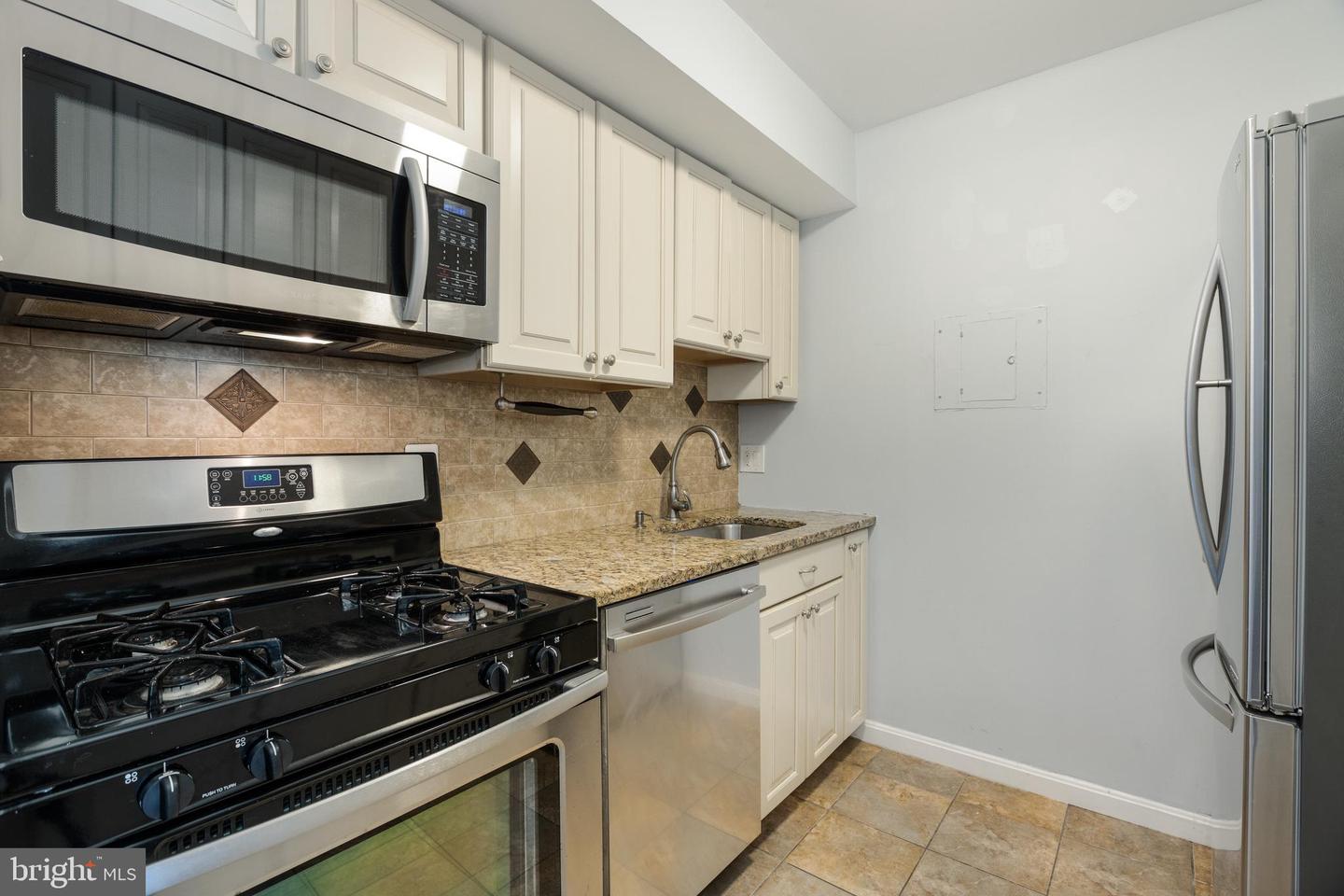 11604 Vantage Hill ROAD Unit: 1A