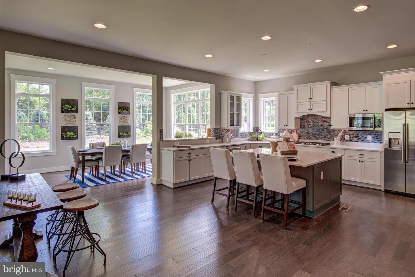 10229 Leesburg PIKE