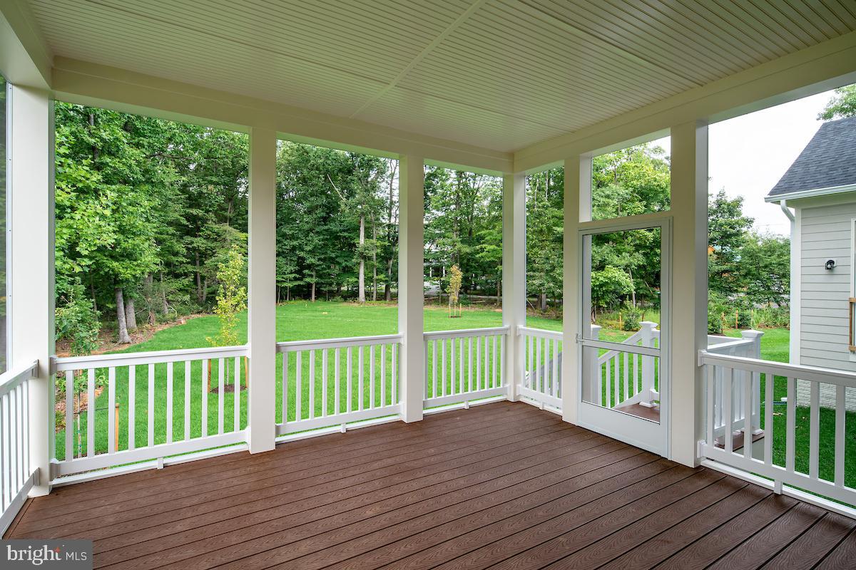 10229 Leesburg PIKE