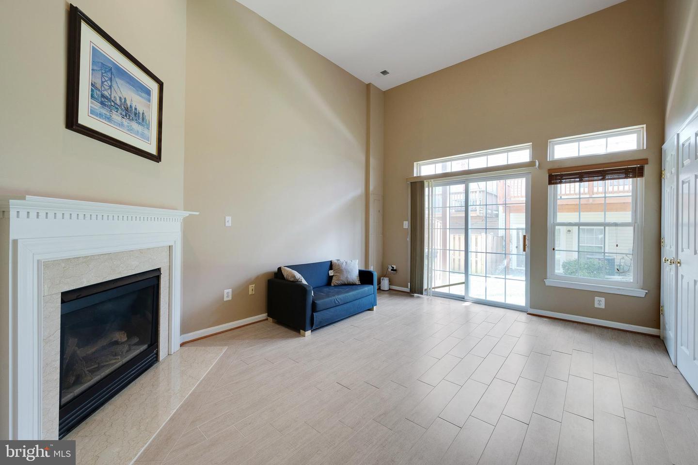 5313 Arapaho LANE