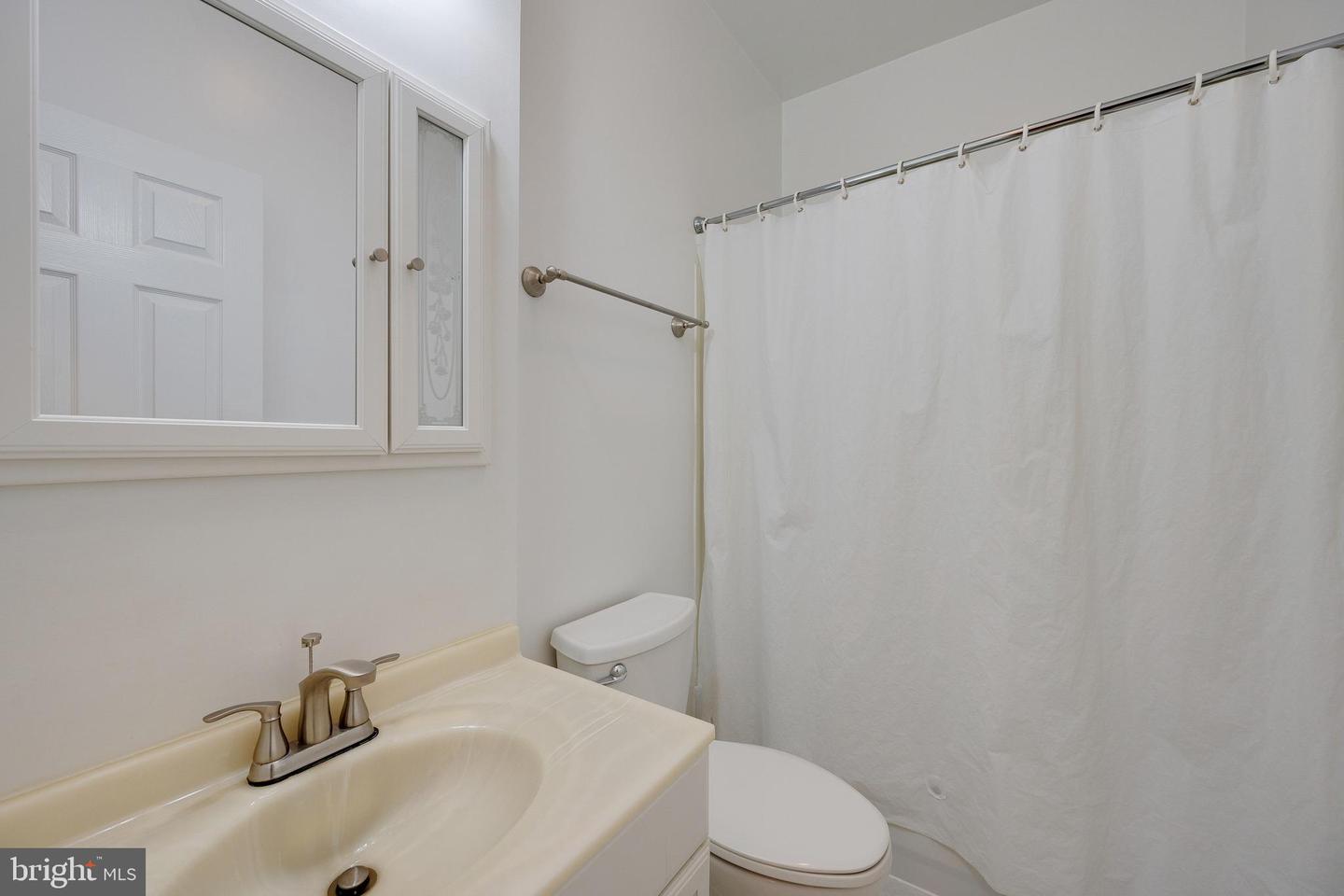 5313 Arapaho LANE