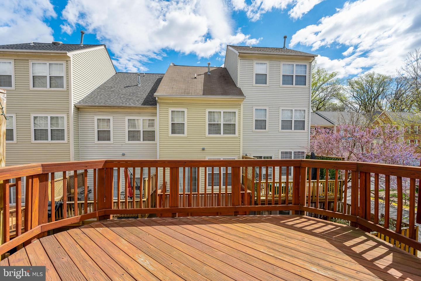 5313 Arapaho LANE