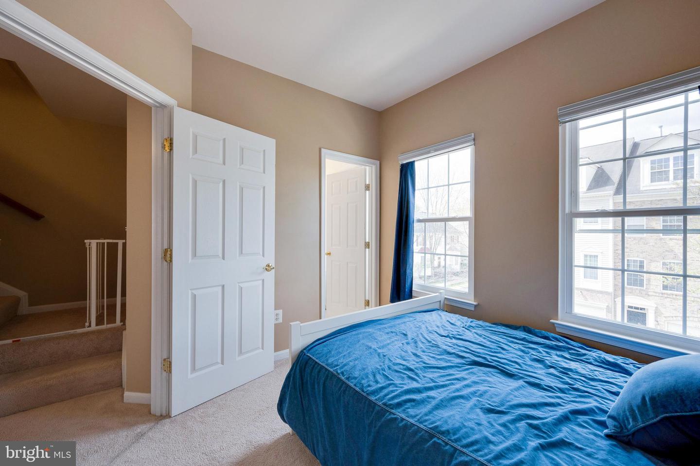 5313 Arapaho LANE