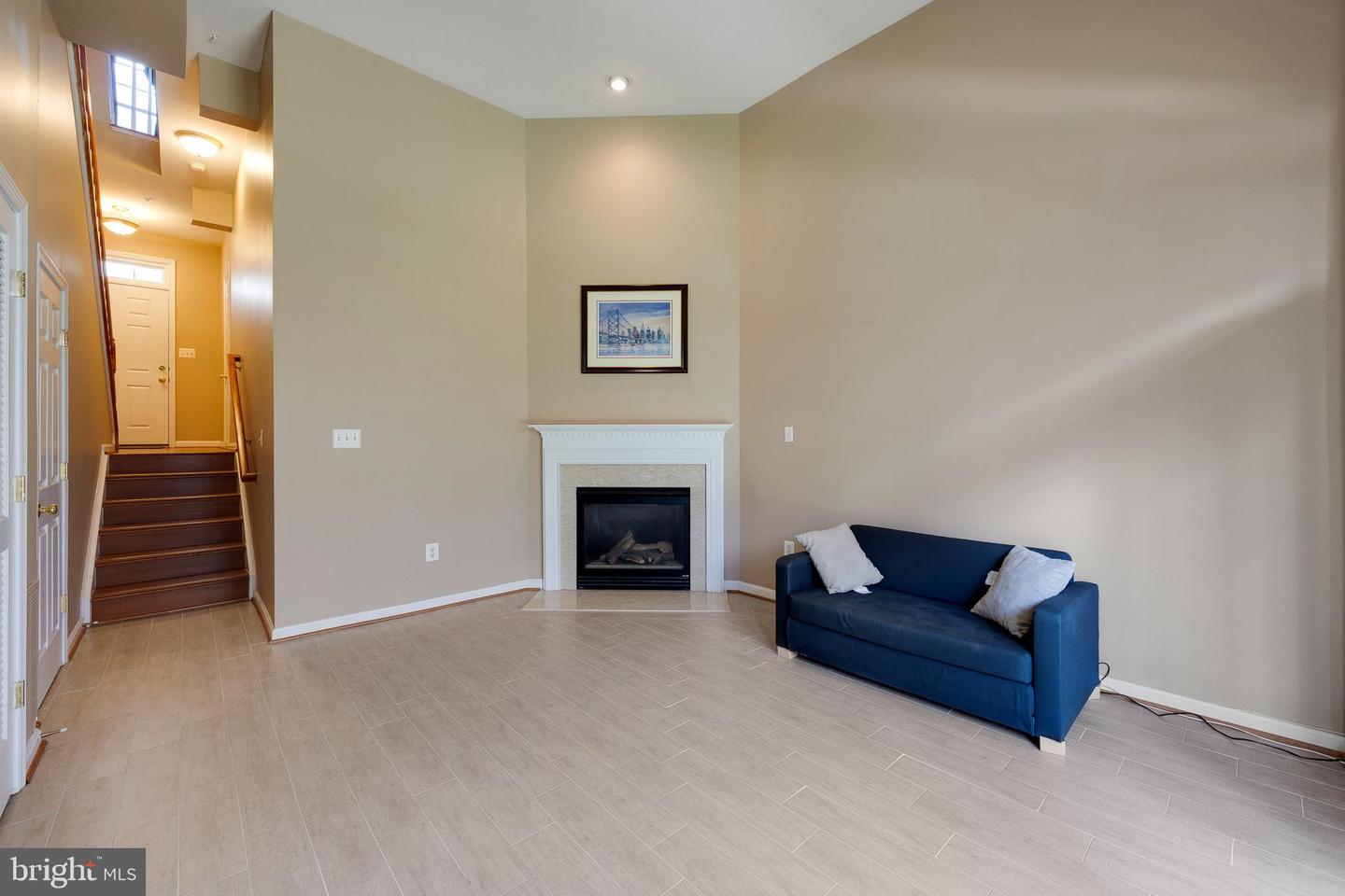 5313 Arapaho LANE