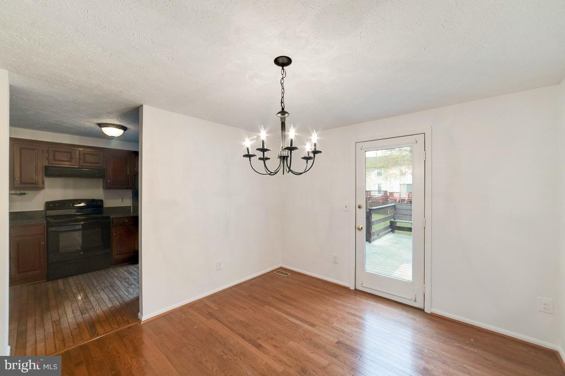 6007 Goldenrod COURT