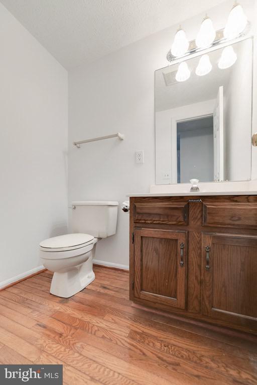6007 Goldenrod COURT