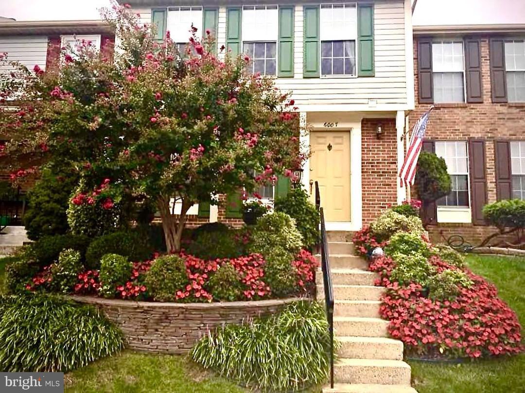 6007 Goldenrod COURT
