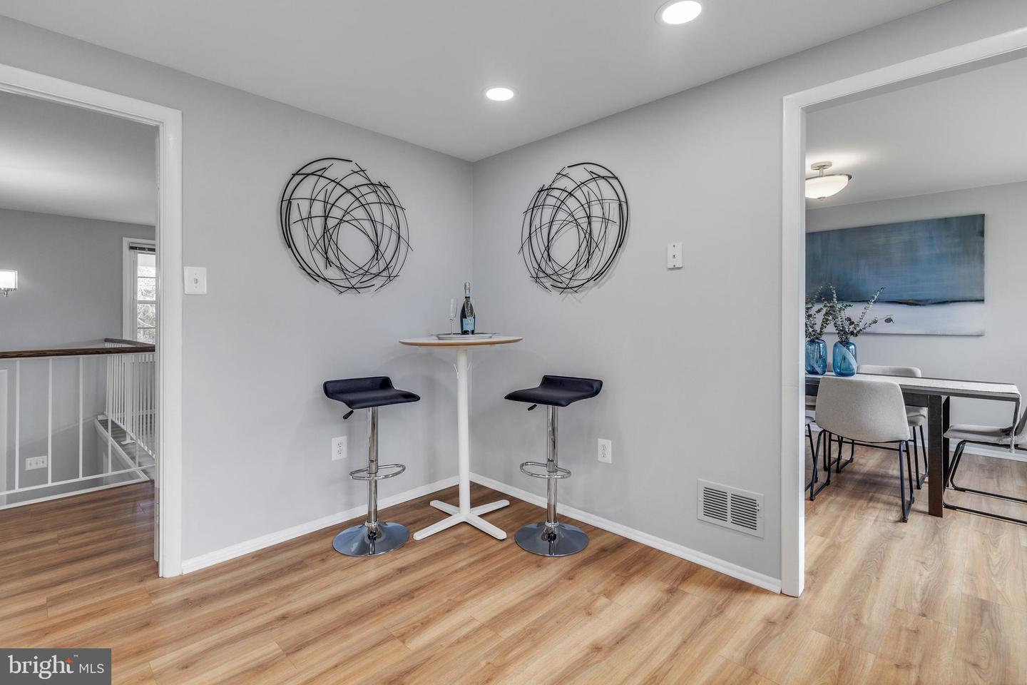 13127 Mercury LANE