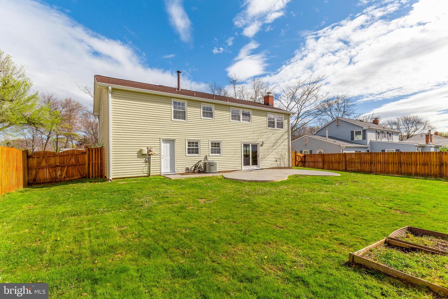 13127 Mercury LANE