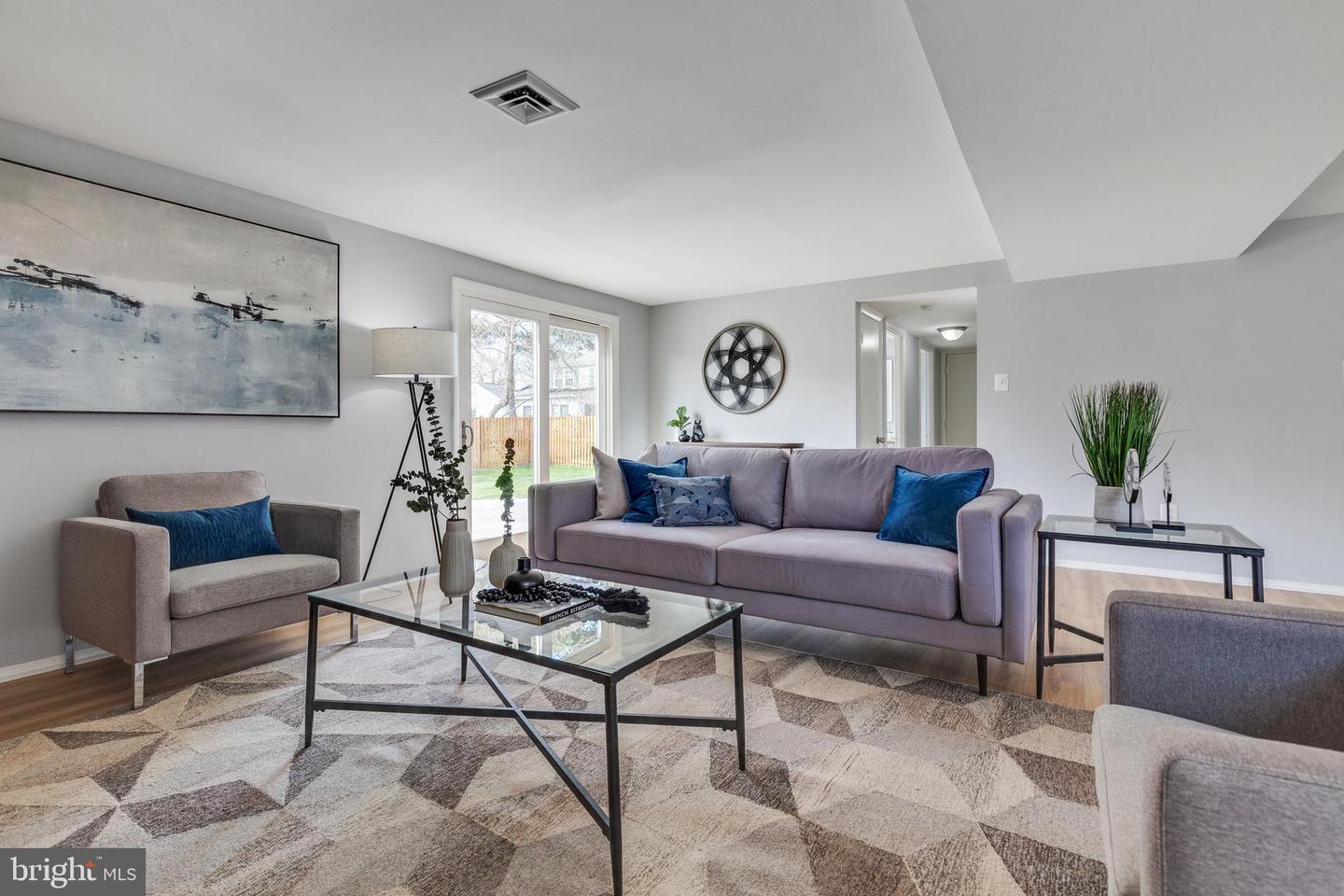 13127 Mercury LANE
