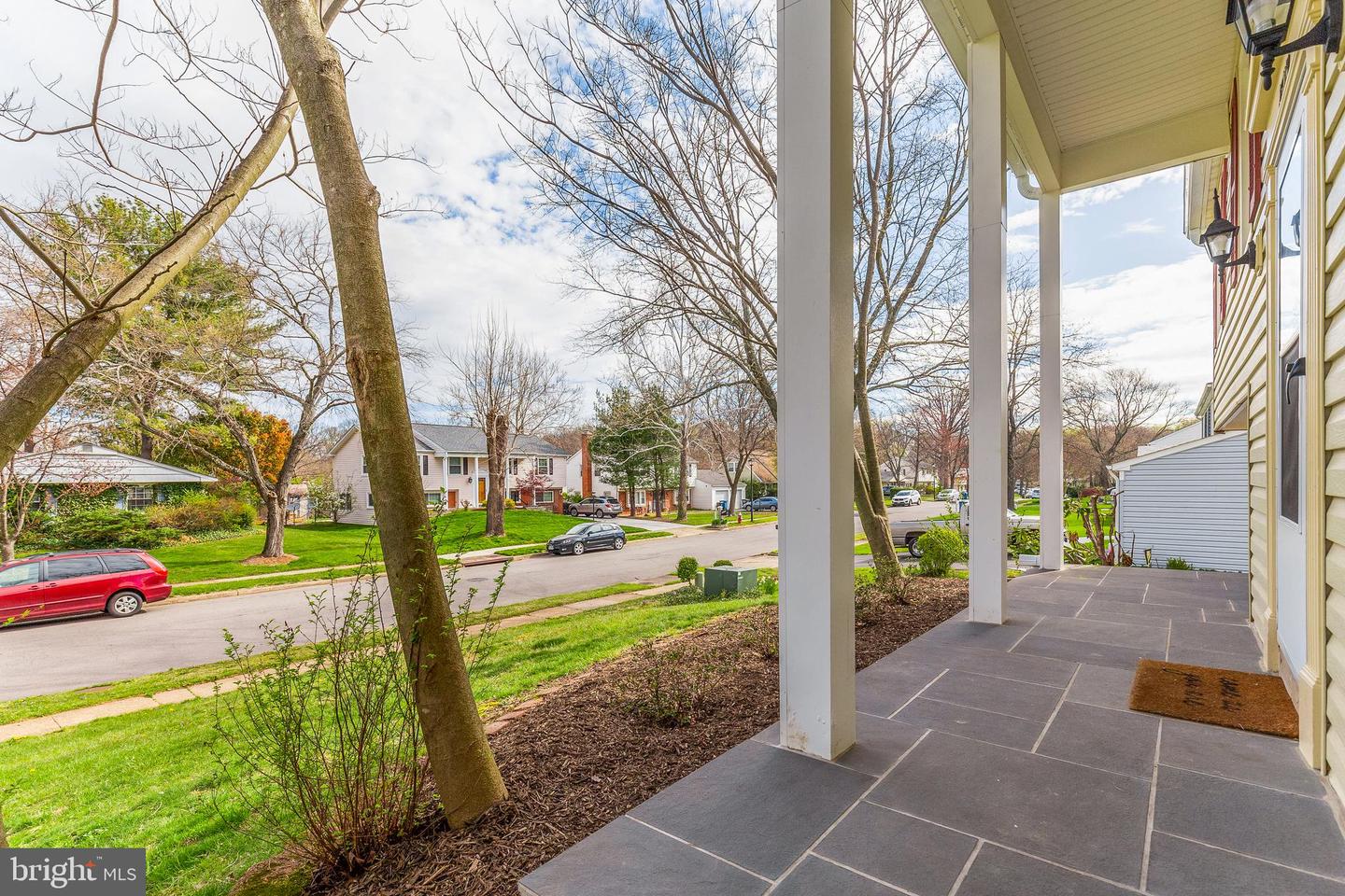 13127 Mercury LANE