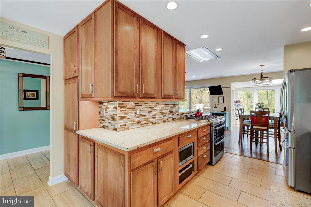 5115 Southampton DRIVE