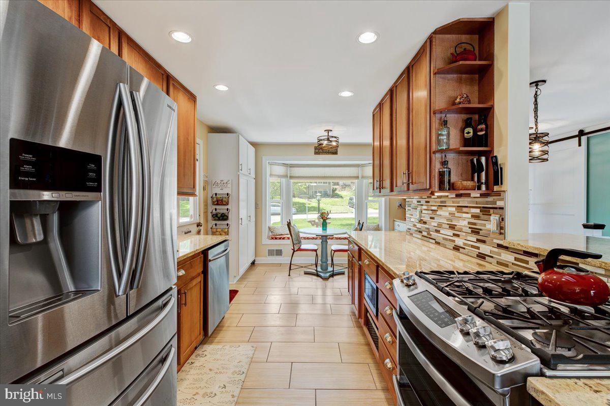 5115 Southampton DRIVE