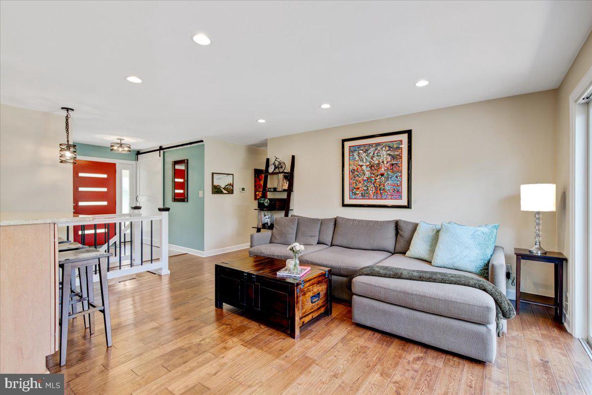 5115 Southampton DRIVE