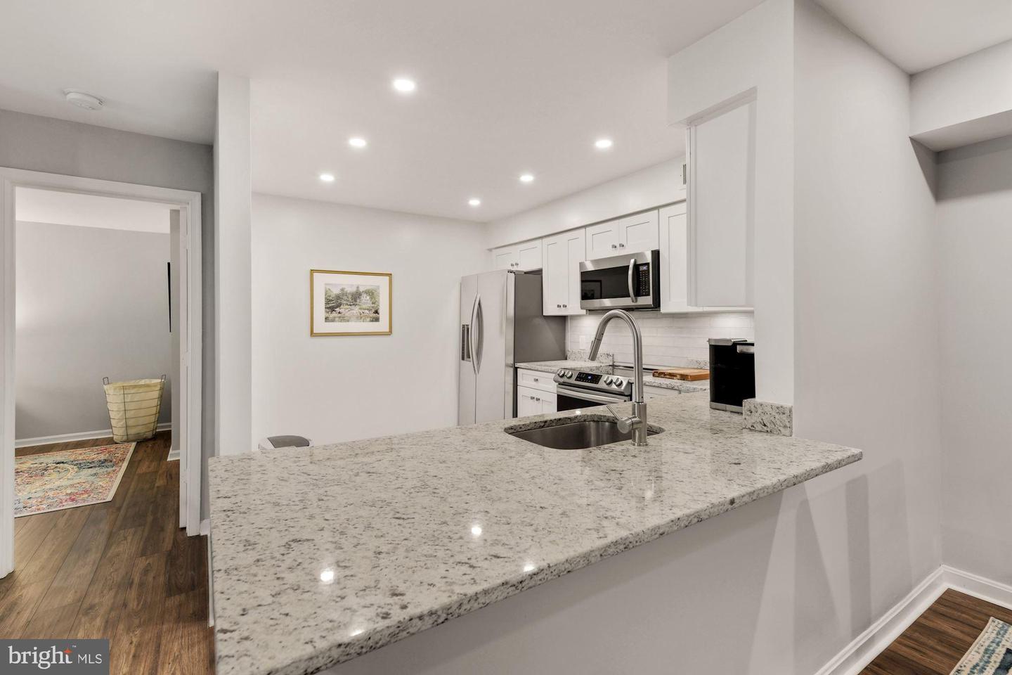 2225 Lovedale LANE Unit: 308A