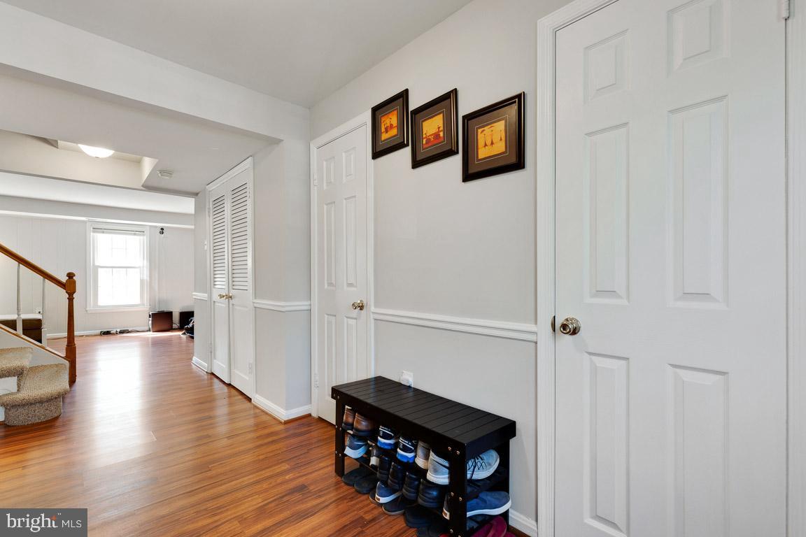 4429 Scarborough SQUARE