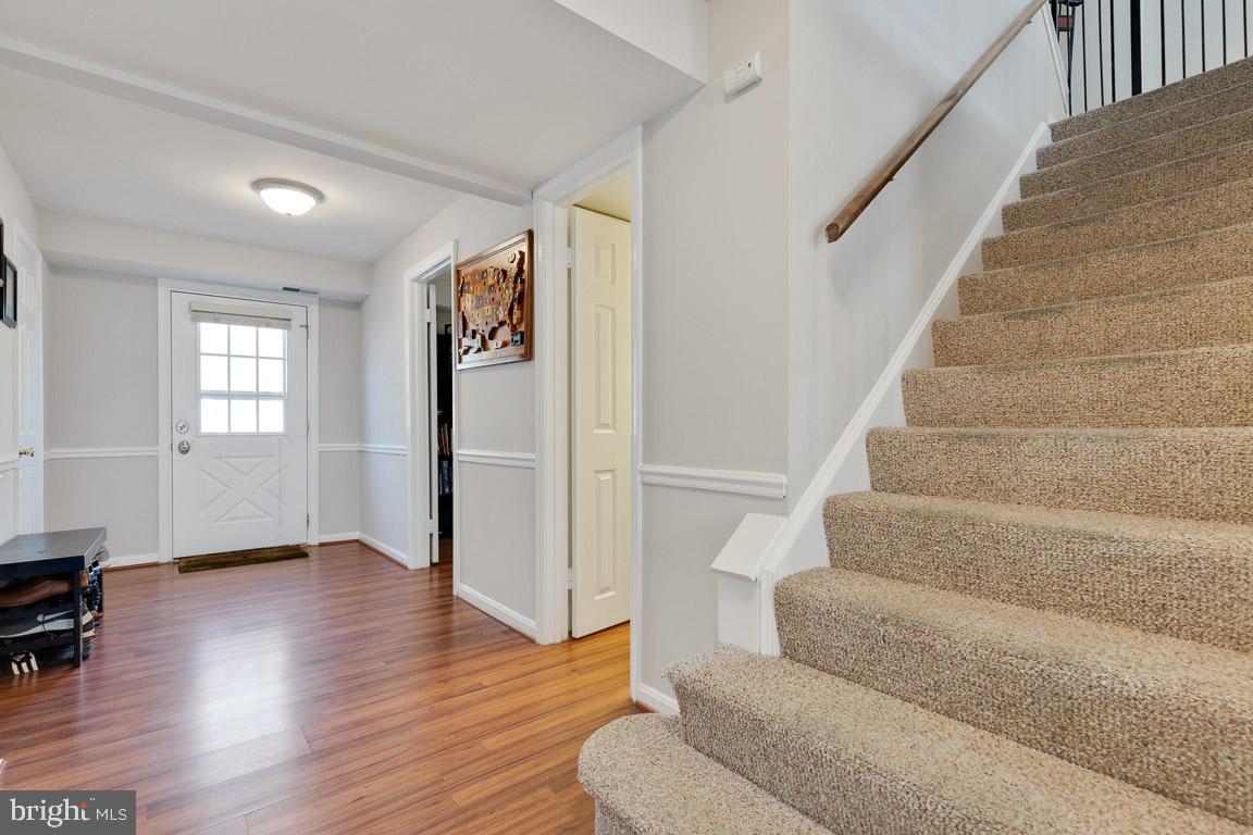 4429 Scarborough SQUARE