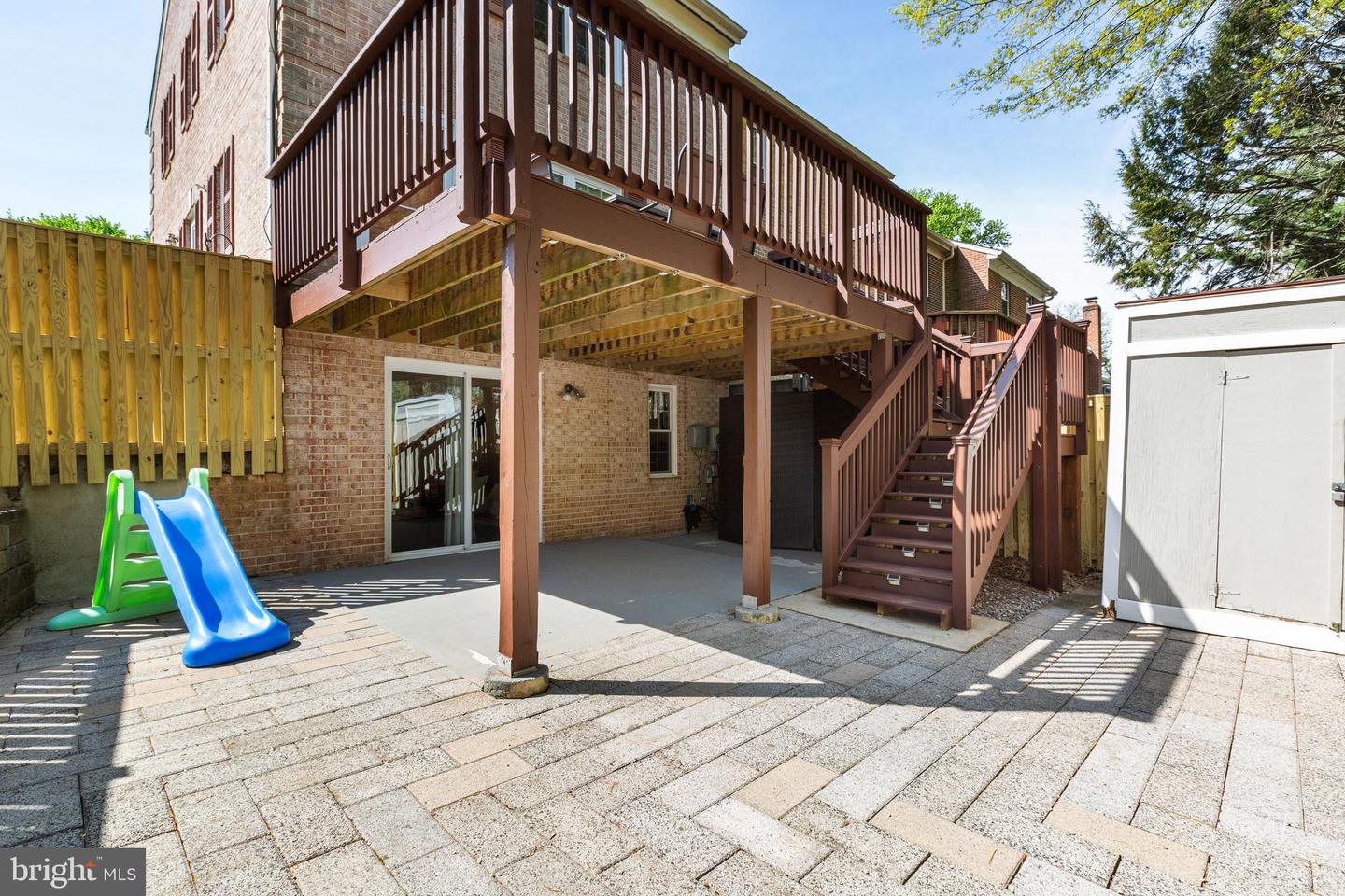 9820 Lakepointe DRIVE