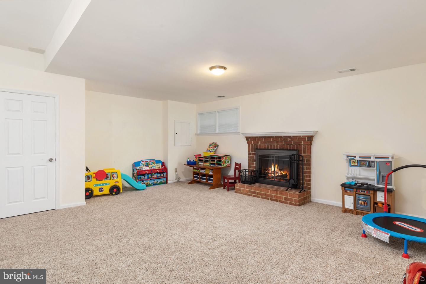 10458 White Granite COURT