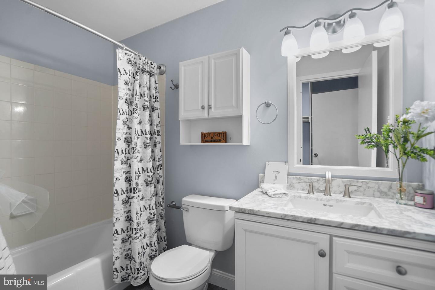 1414 Northgate SQUARE Unit: 1414-22B