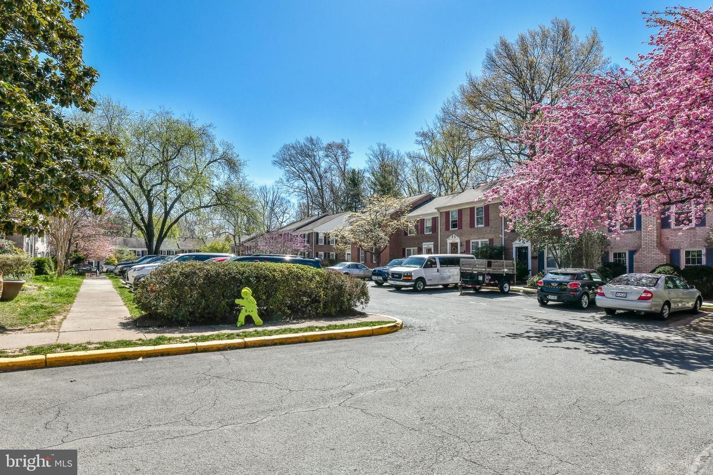 2461 Alsop COURT
