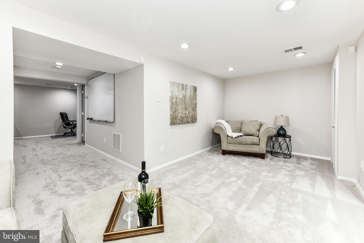 2461 Alsop COURT