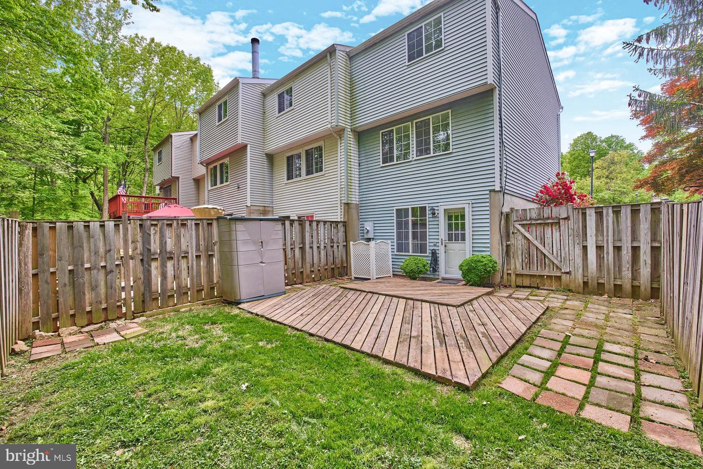 8046 Grandview COURT