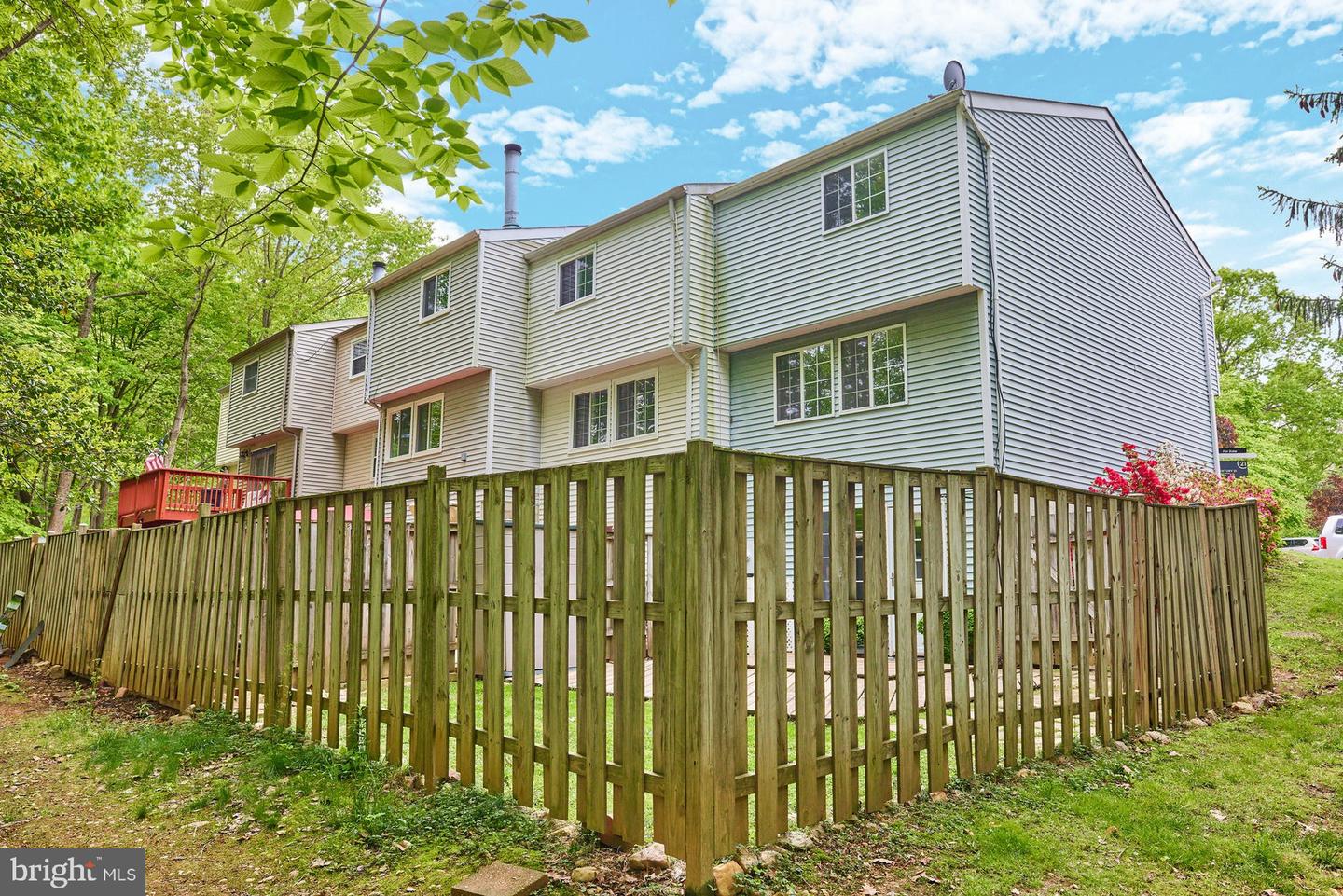 8046 Grandview COURT