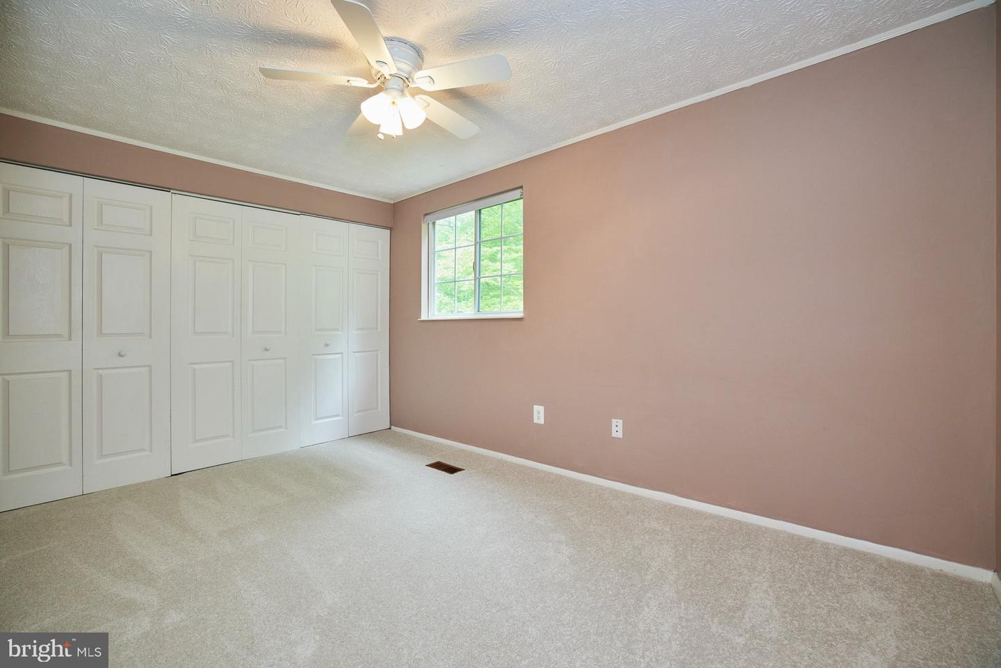 8046 Grandview COURT