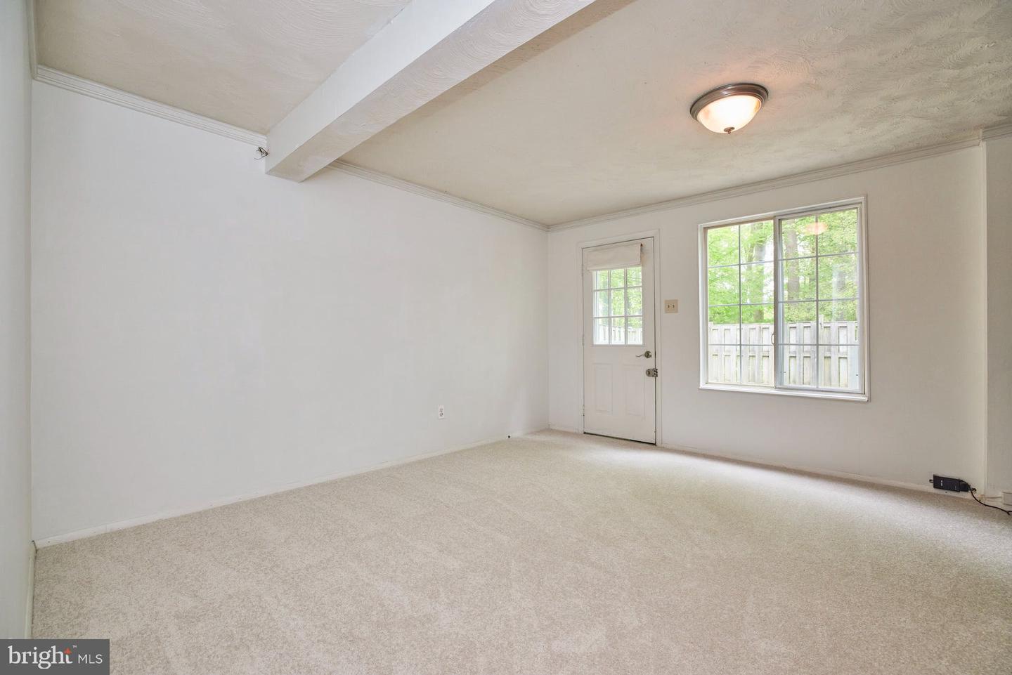 8046 Grandview COURT