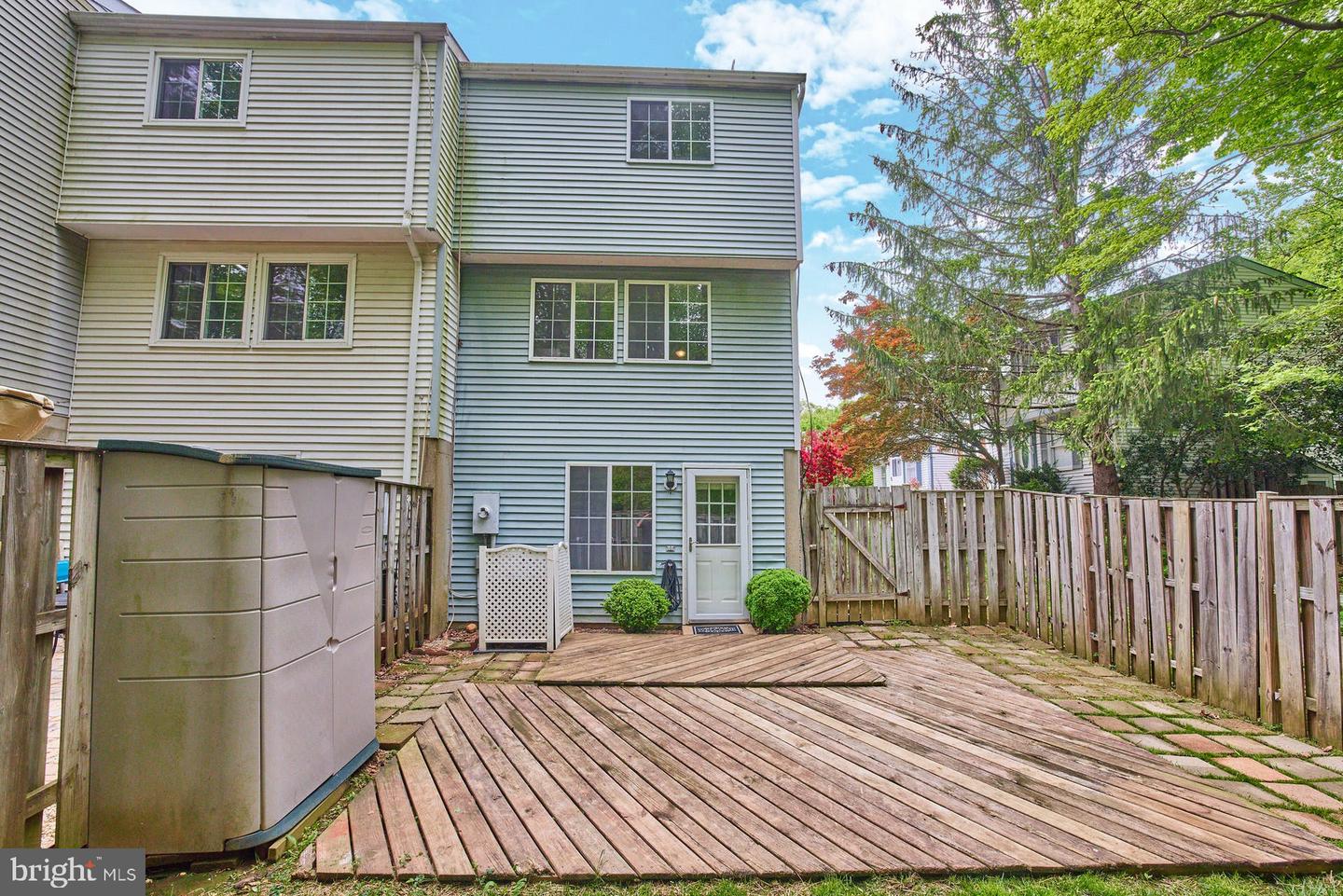 8046 Grandview COURT