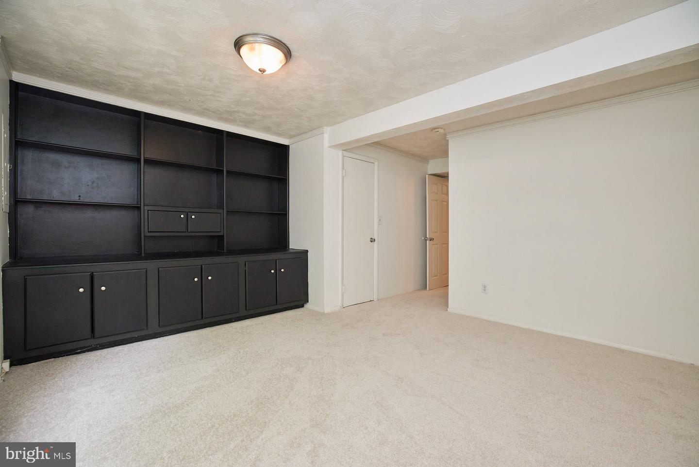 8046 Grandview COURT