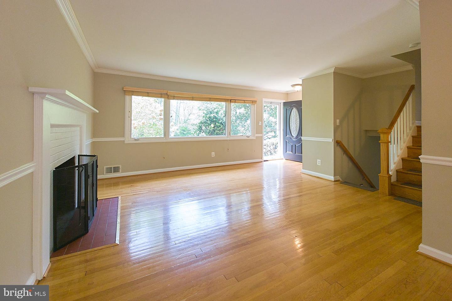 121 Harmony DRIVE SW
